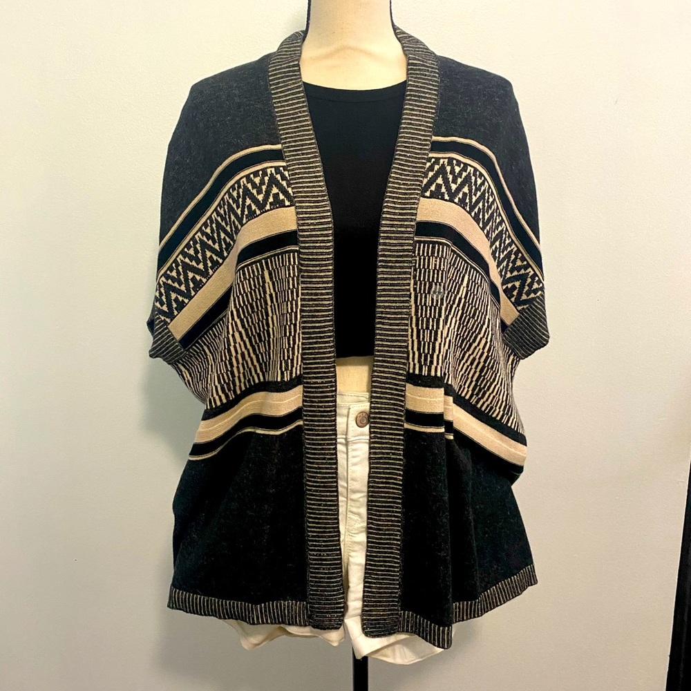 EDDIE BAUER Yokeko Point cardigan